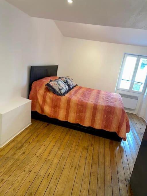Maison Atypique Dans Circulade Bram Экстерьер фото