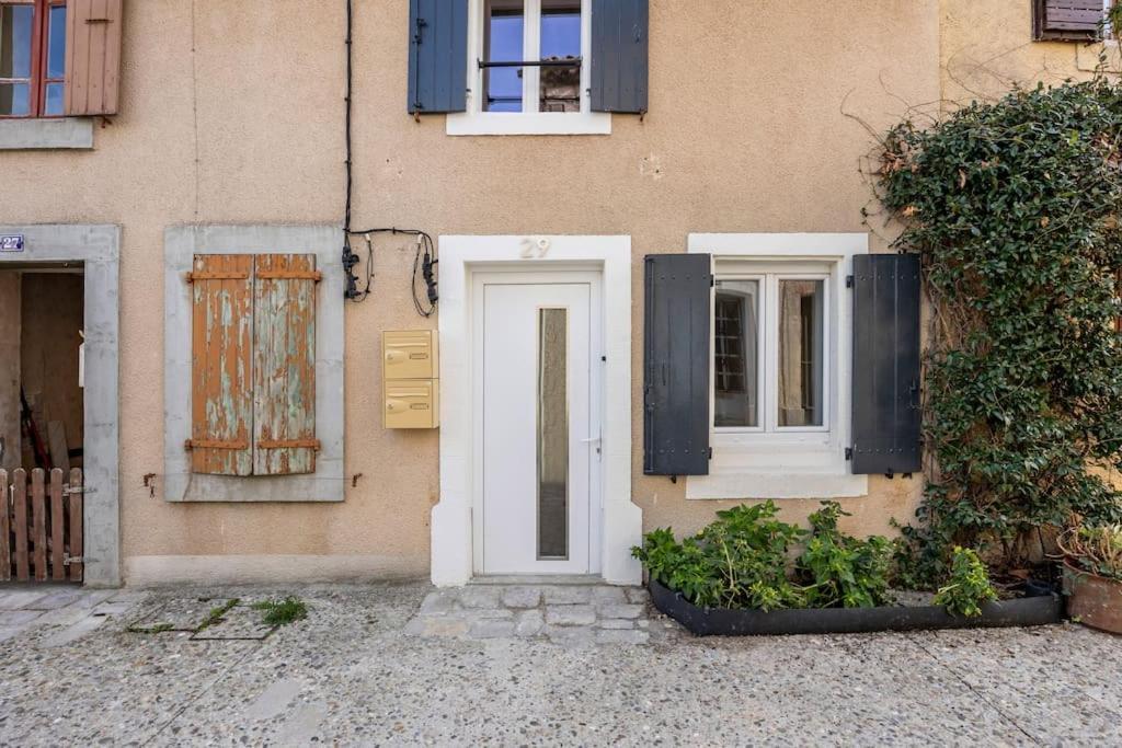 Maison Atypique Dans Circulade Bram Экстерьер фото