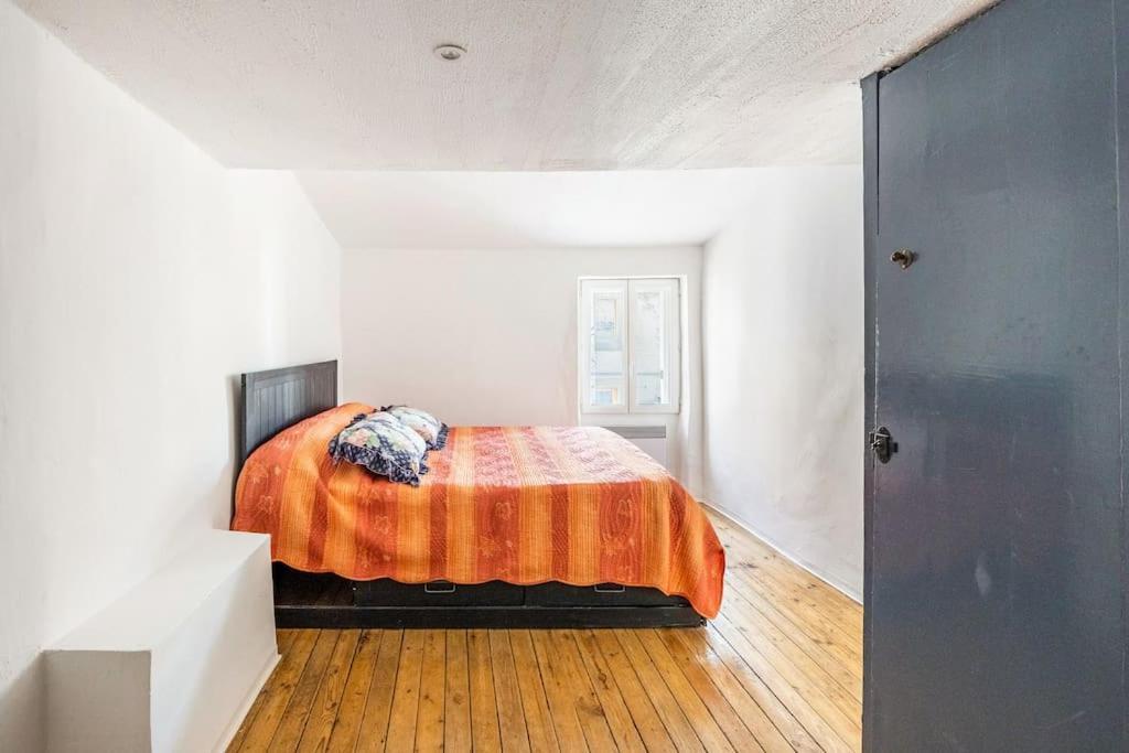 Maison Atypique Dans Circulade Bram Экстерьер фото